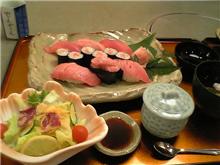 トロづくしを食らう