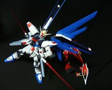 GUNDAM　SEED　DESTINY　　PHASE－２８　『残る命　散る命』　のワンシーン