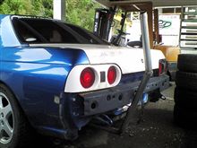 変な車