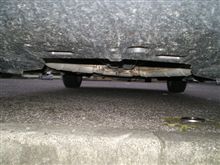 愛車の下を覗いて考える事。