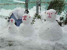 雪だるま&#215;3