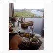 昼食は院内の展望レストランで