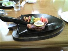 剣先スコップと牛肉の美味しい関係。