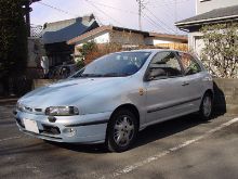 親の車、息子の車…と、車椅子