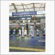 自動改札が止まってます。