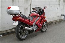 今日、バイクとお別れでした。