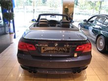 B3 BITURBO カブリオレ展示中！