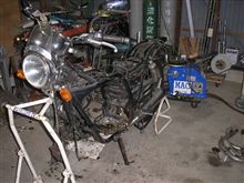 珍車をバラバラに！