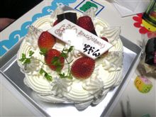 朝飯は残りのケーキ♪
