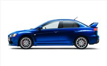 青いエボＸとパサートＶ６　４モーション