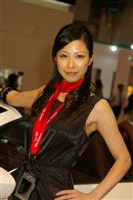 目力のある美人さんの名前は！