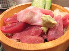 今日のランチは、「やまと」マグロ丼定食