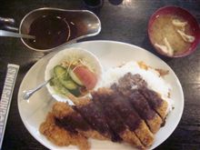 連続シリーズ３７日目！　メガカツカレー超激辛に挑戦...(^^;;;