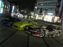 谷間で