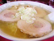 昼飯は「新潟ラーメン」