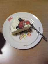 イブイブなので、ケーキを食らう（笑