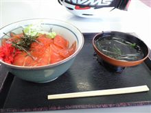 今日のゲレ食。