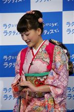 綾瀬はるかちゃんがＴＯＹＯＴＡラクティスのＣＭに...