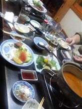 鍋、つっいてます