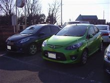 職場Pにグリーンとグレー
