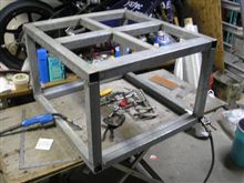 コンプレッサーを載せる台を作ってみた! コンプレッサーを載せる台を作ってみた!