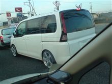 どもどもおはようございます(＾-＾)ノ~~