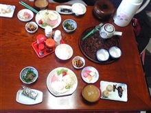 ”ロッジなかや”にて朝食です(^o^) 