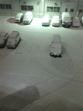雪だー