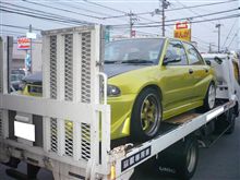 積載車にて…