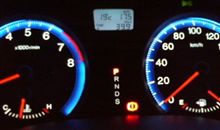 漫画読んで運転とは…