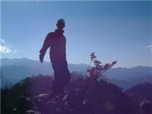 山 山