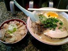 またまた、【だるま大使】