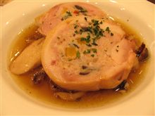 今日のランチは、赤坂ＳＡＣＡＳ「Castero Branco」の地鶏のロール蒸し
