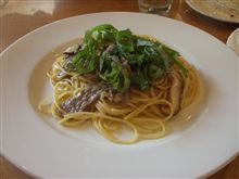 山へ