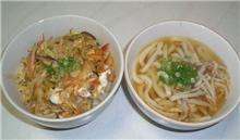 うどんその24　キムチ丼セット