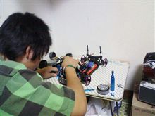 少年を拉致…そして…部屋でみだらな行為！？