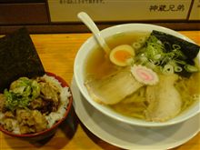 夕食は【ちなり】に・・・。