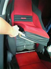 純正RECARO 開いてみる