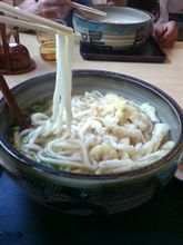 お昼は鳴門うどん！