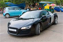 Ｒ８