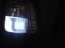 バック球をLEDチューブで…