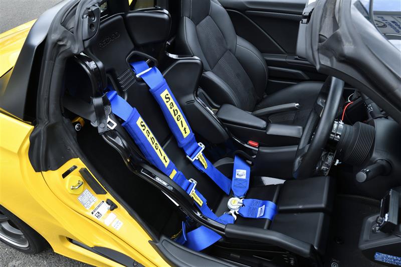 運転席はRECAR ...