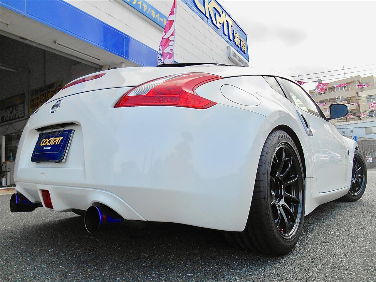 Z34、アミューズ製品で排気系をカスタマイズ!」cockpitのブログ ...
