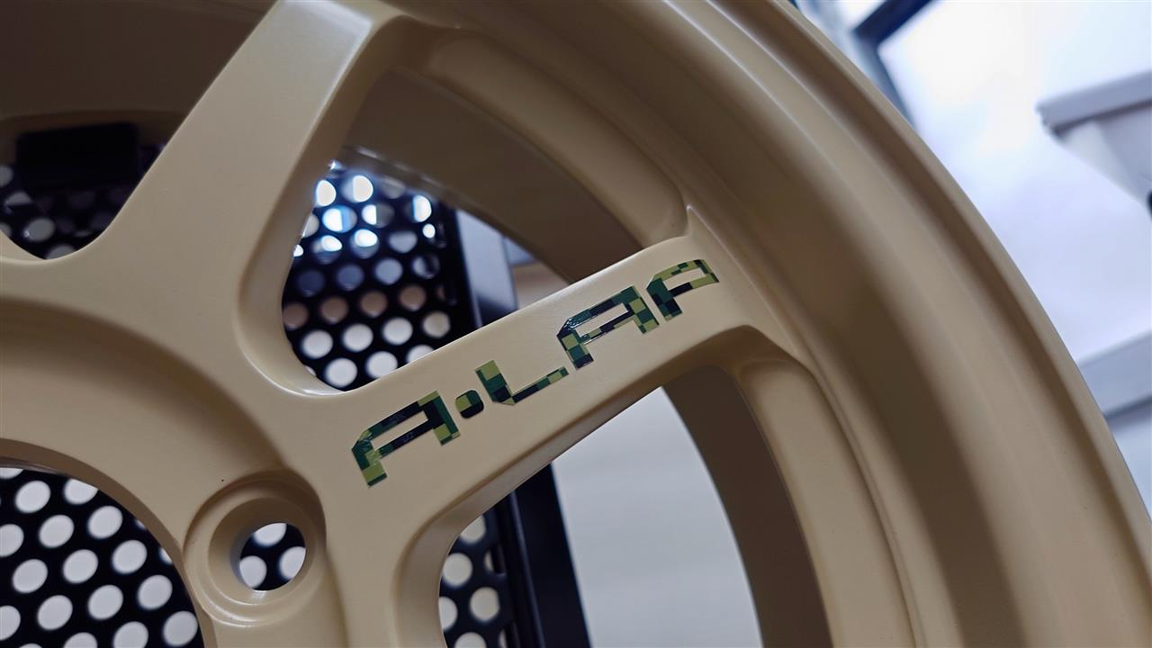 alt