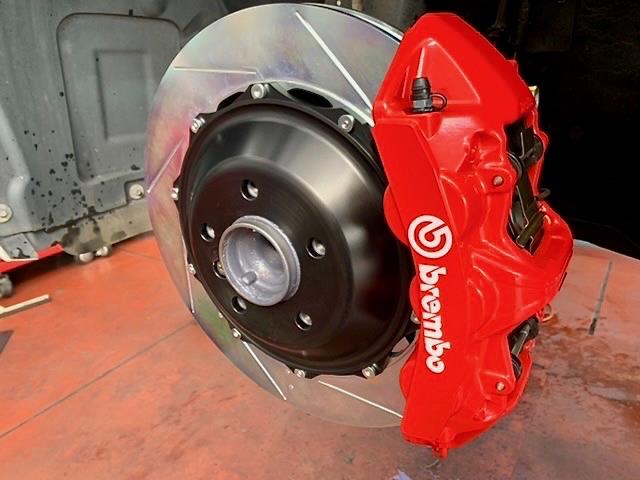 Bremboキャリパーキット 迫力が違いますね Cockpitのブログ Cockpit みんカラ