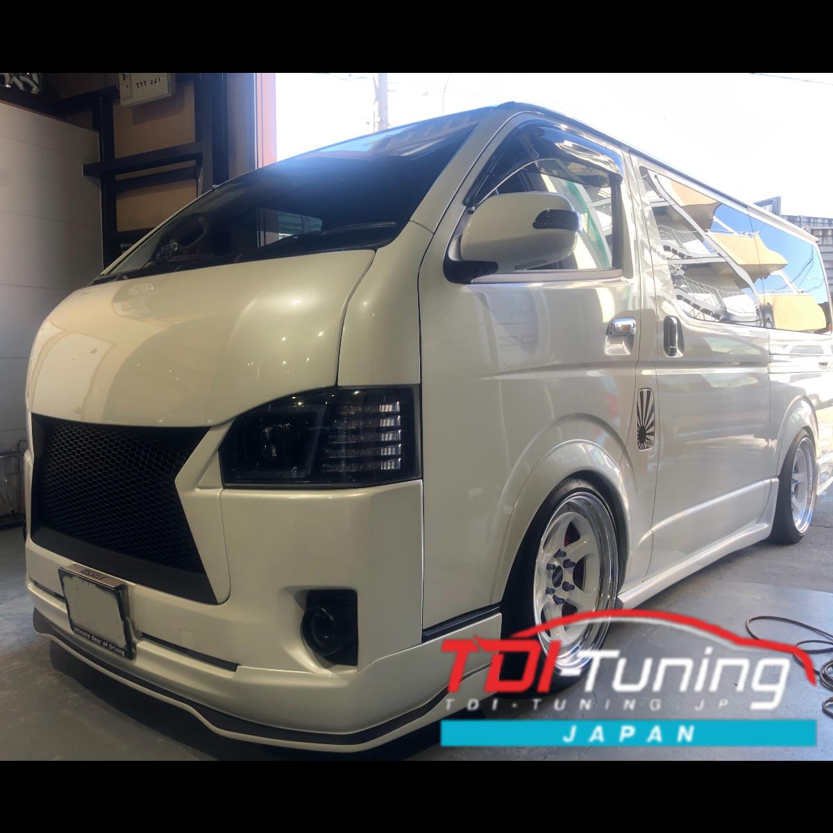 ハイエース3.0 スロコン TDI Tuning PEDAL BOX】インプレ頂きました