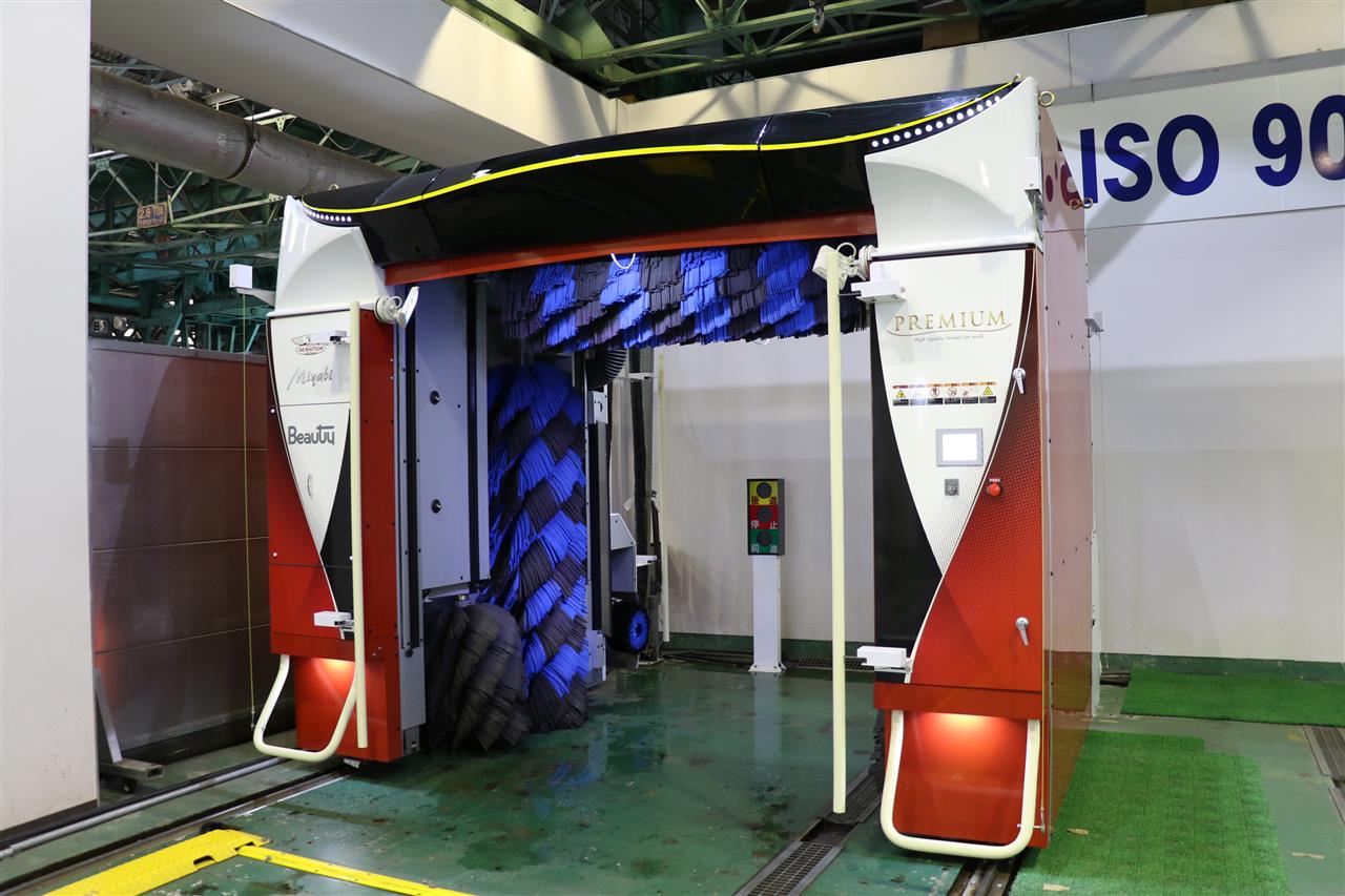 ホントに洗車機で洗車するとキズはつくのか 洗車機メーカー ビユーテー株式会社 に行ってきました Pr みんカラスタッフチームのブログ みんカラスタッフブログ みんカラ