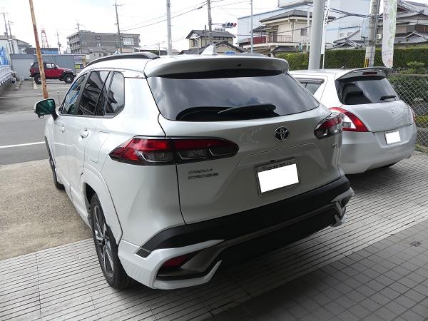 トヨタ カローラクロスにソニックデザインの取付です