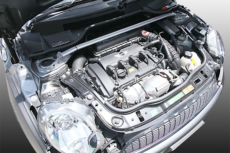 がっちりボディを手に入れろ!! BMW MINI R56編】|株式会社オクヤマの がっちりボディを手に入れろ!! BMW MINI R56編】|株式会社オクヤマの