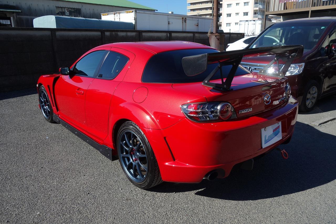 立川市の車の板金塗装修理工場　ガレージローライドのマツダ　RX-8のTifariaRacing製フロントGTフェンダ・RE雨宮製サイドディフューザーHI-CF塗装・取り付けです。
